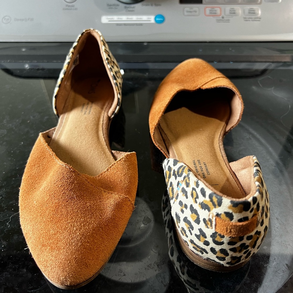 Toms sandals
